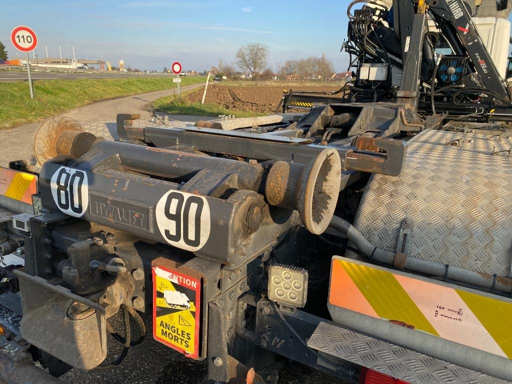 Hook lift truck Scania P360/HYVALIFT/HIAB 144B a réparer