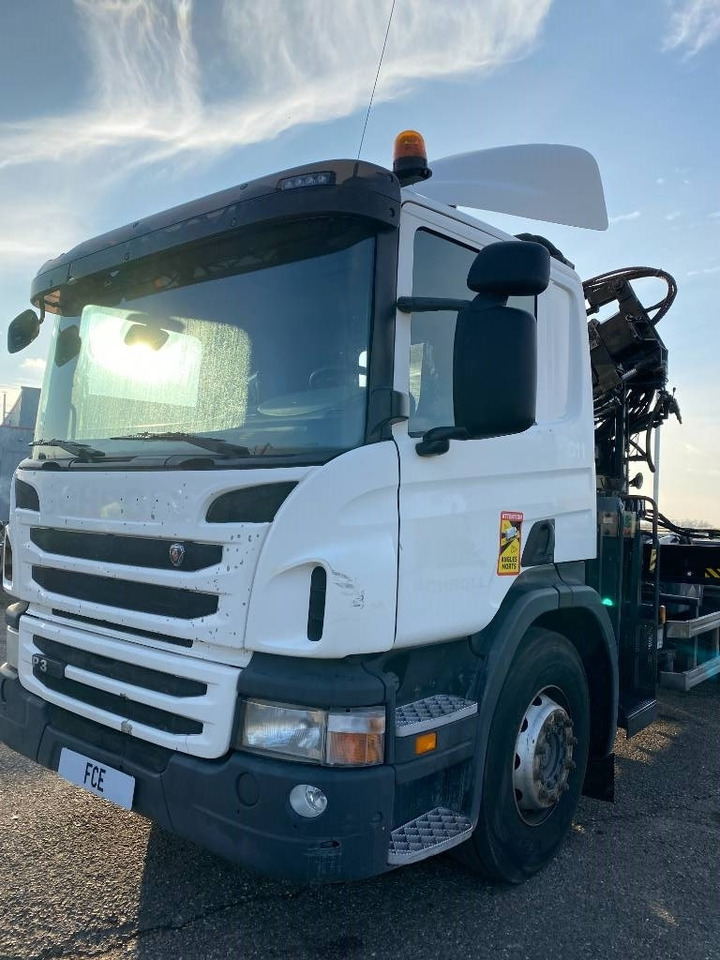 Hook lift truck Scania P360/HYVALIFT/HIAB 144B a réparer