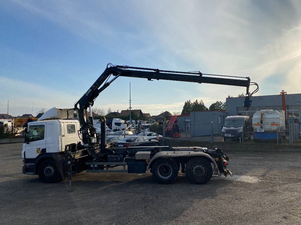 Hook lift truck Scania P360/HYVALIFT/HIAB 144B a réparer