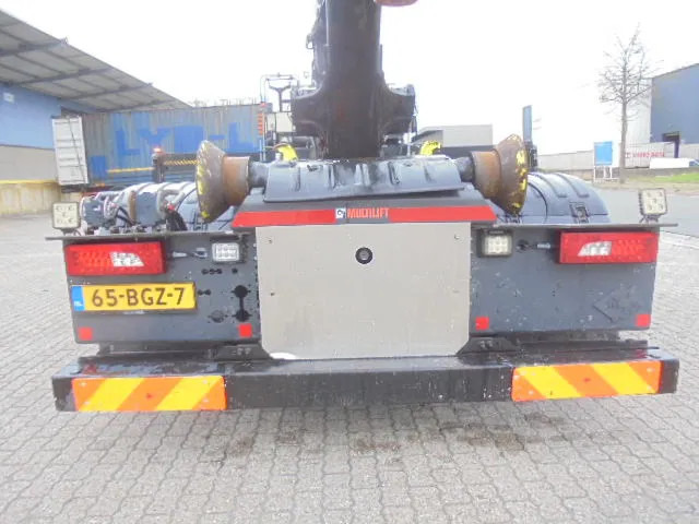 Hook lift truck Scania P370 8X2 HAAK + KRAAN NL TRUCK LOW KM