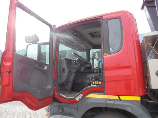 Hook lift truck Scania P400 6X2