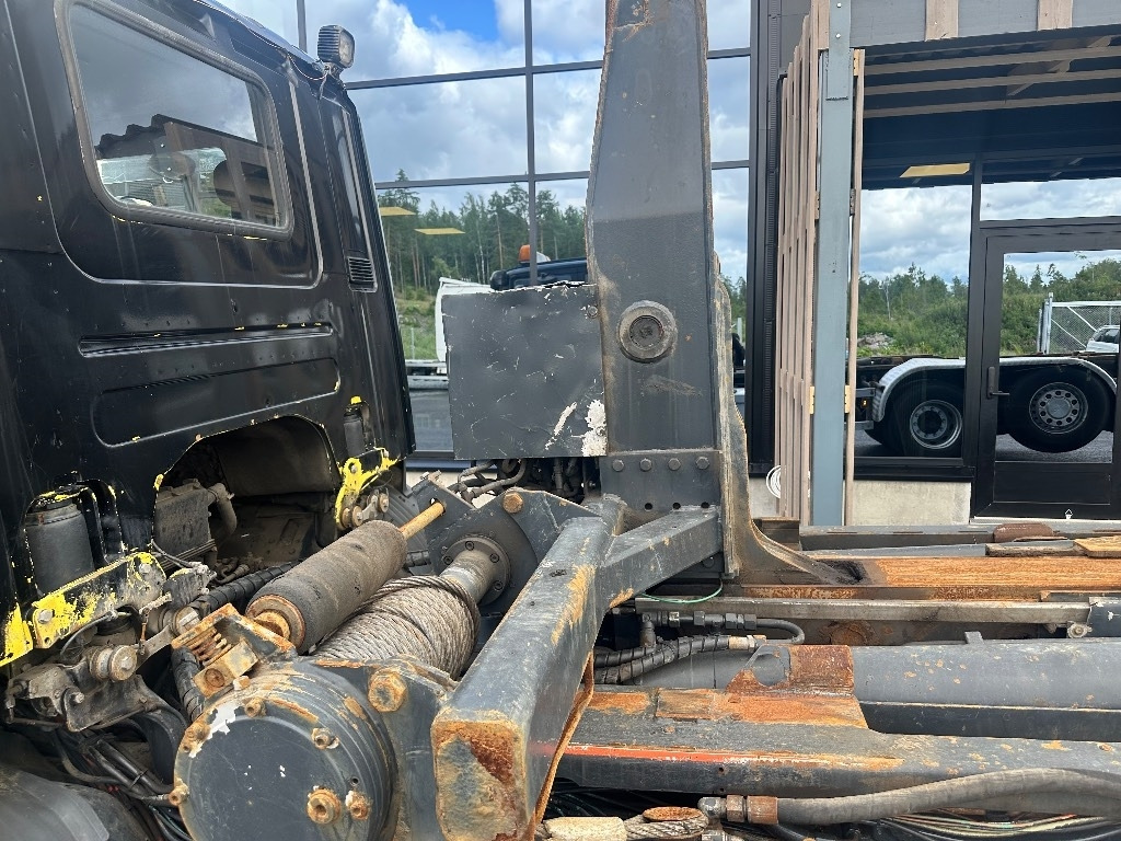 Hook lift truck Scania P420 6x2*4