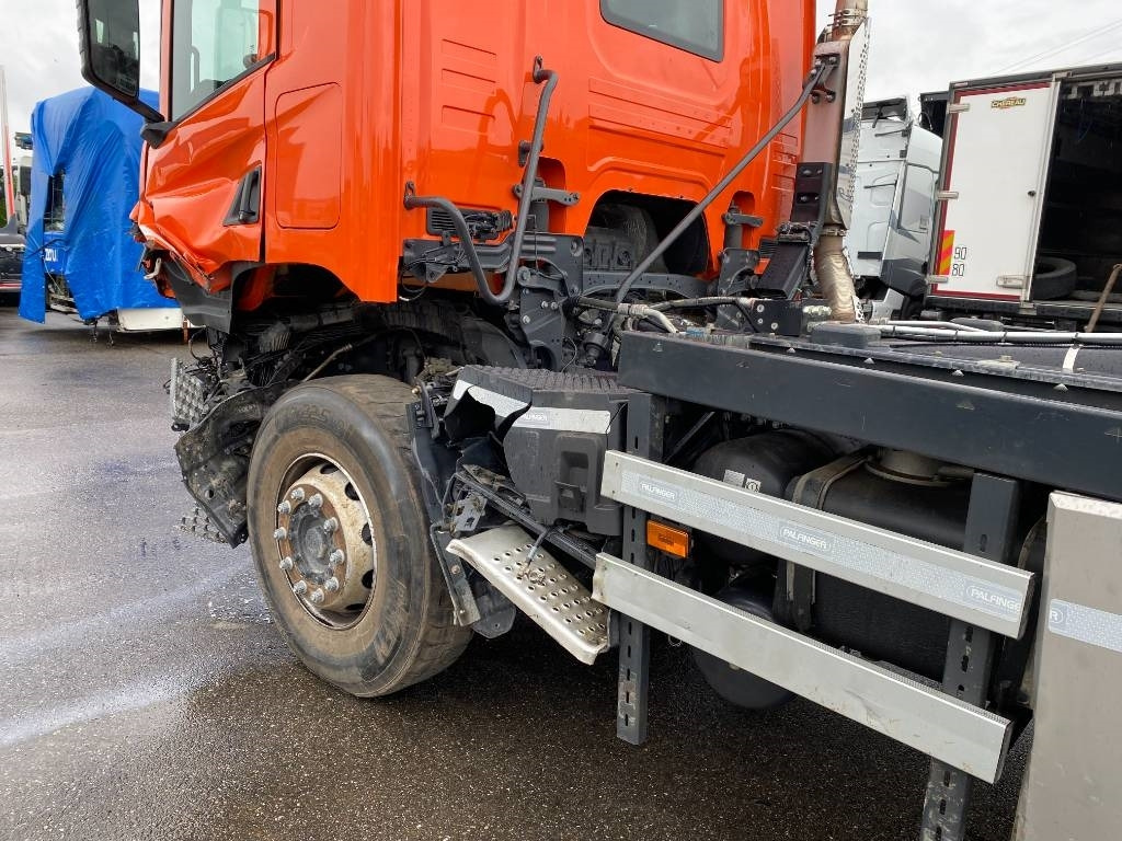 Hook lift truck Scania P420 XT-3Pedales / PALFINGER PTH20SLD5 endommagé
