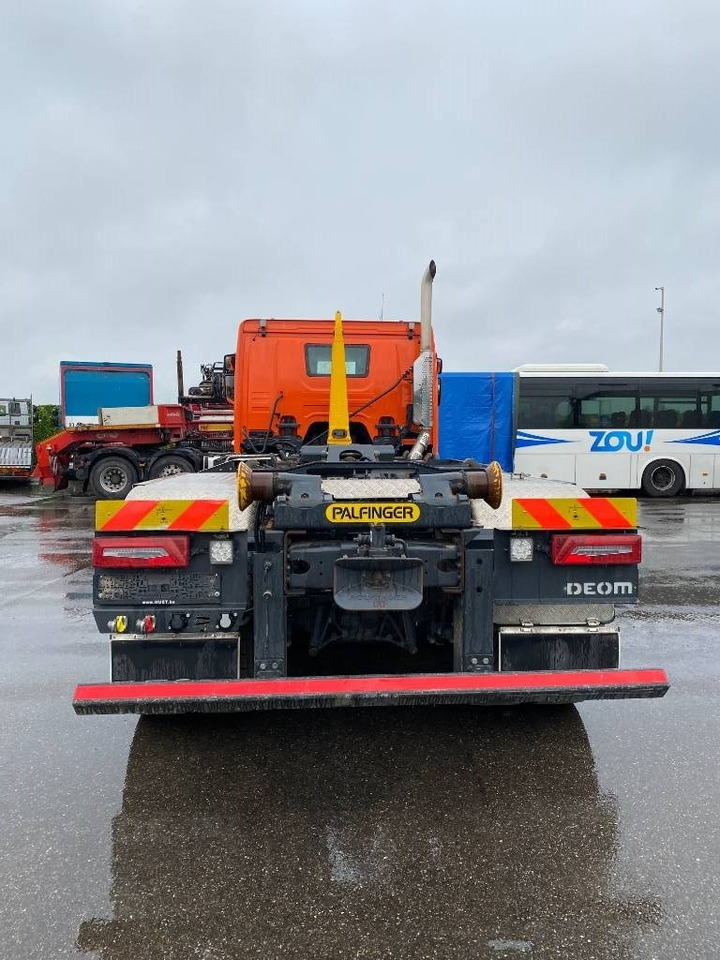 Hook lift truck Scania P420 XT-3Pedales / PALFINGER PTH20SLD5 endommagé