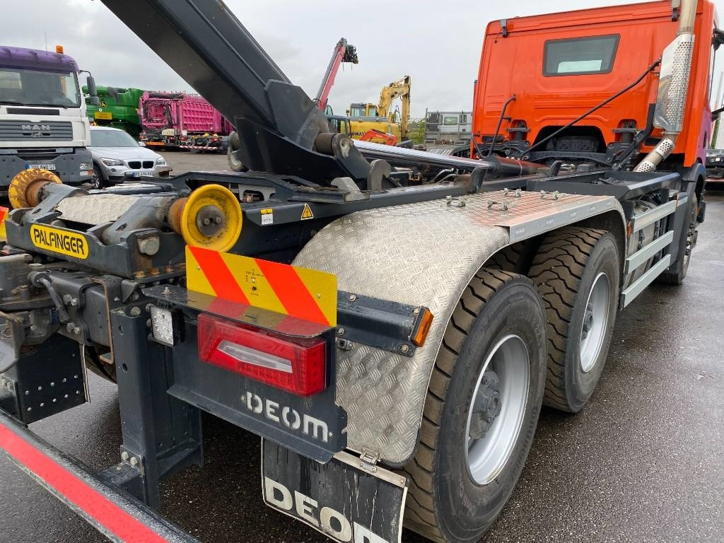 Hook lift truck Scania P420 XT-3Pedales / PALFINGER PTH20SLD5 endommagé