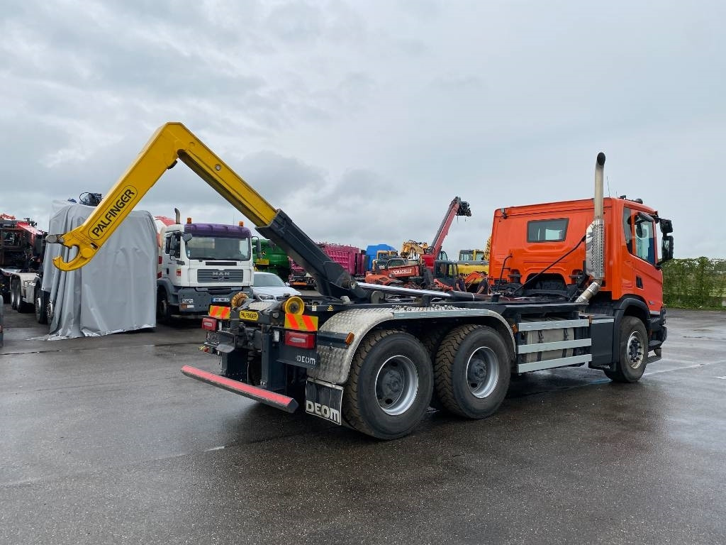 Hook lift truck Scania P420 XT-3Pedales / PALFINGER PTH20SLD5 endommagé
