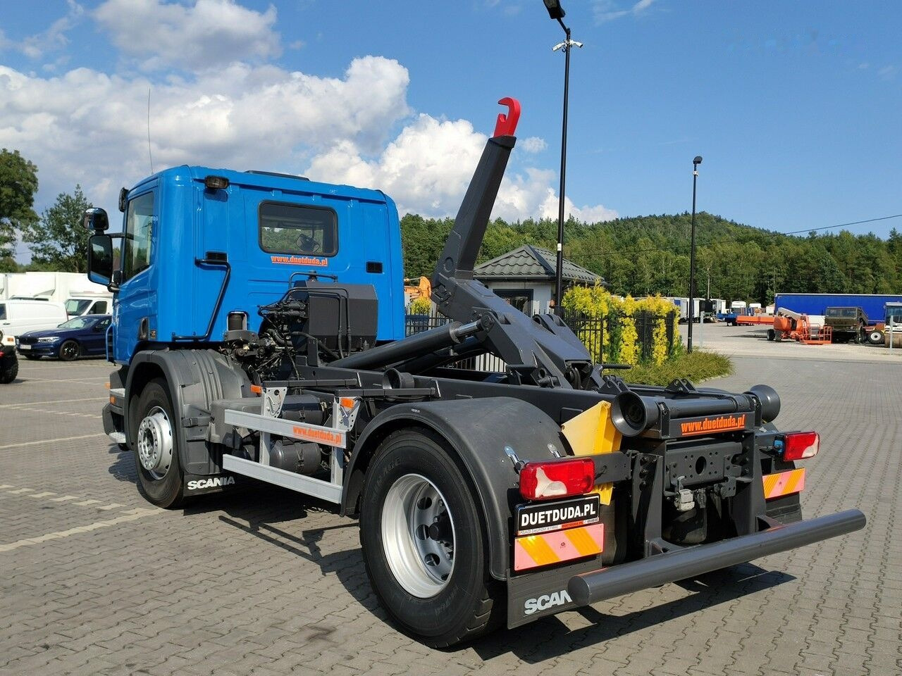 Hook lift truck Scania P 280