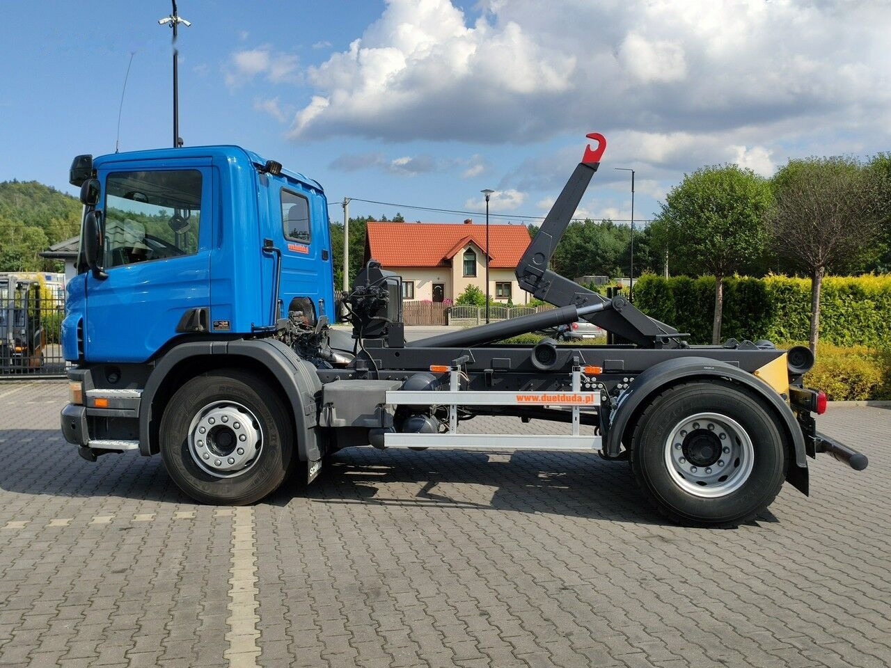 Hook lift truck Scania P 280