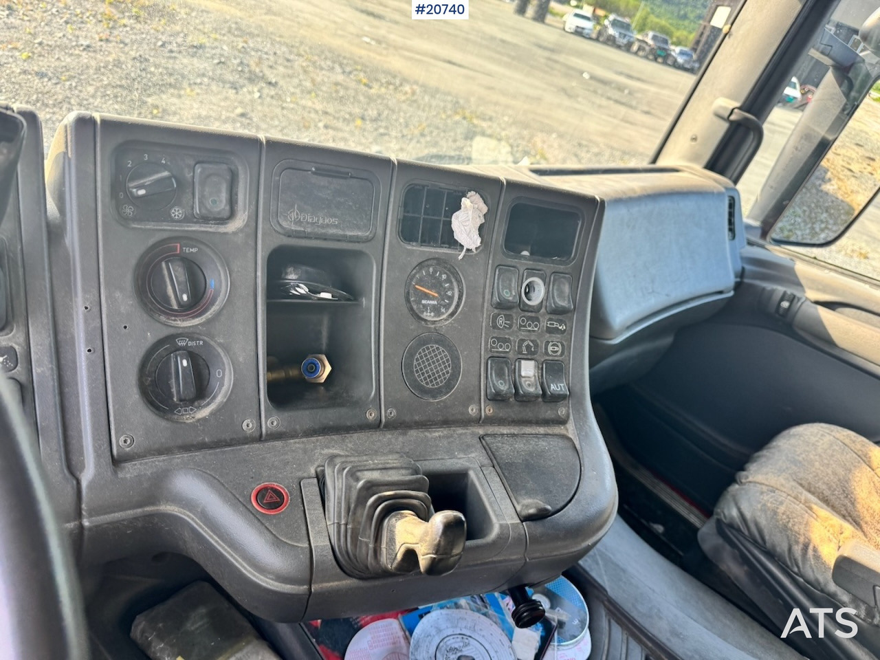 Hook lift truck Scania R124