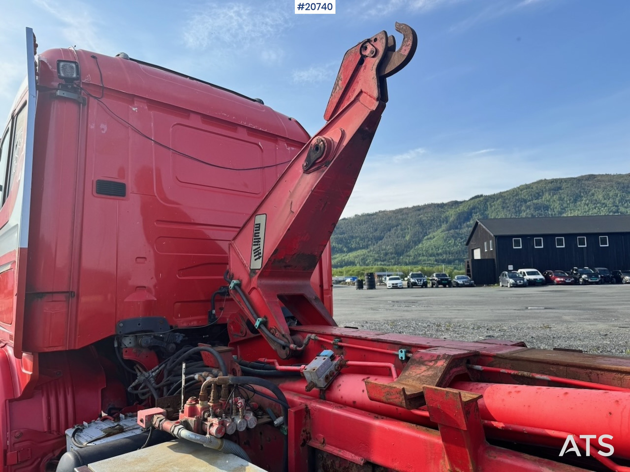 Hook lift truck Scania R124