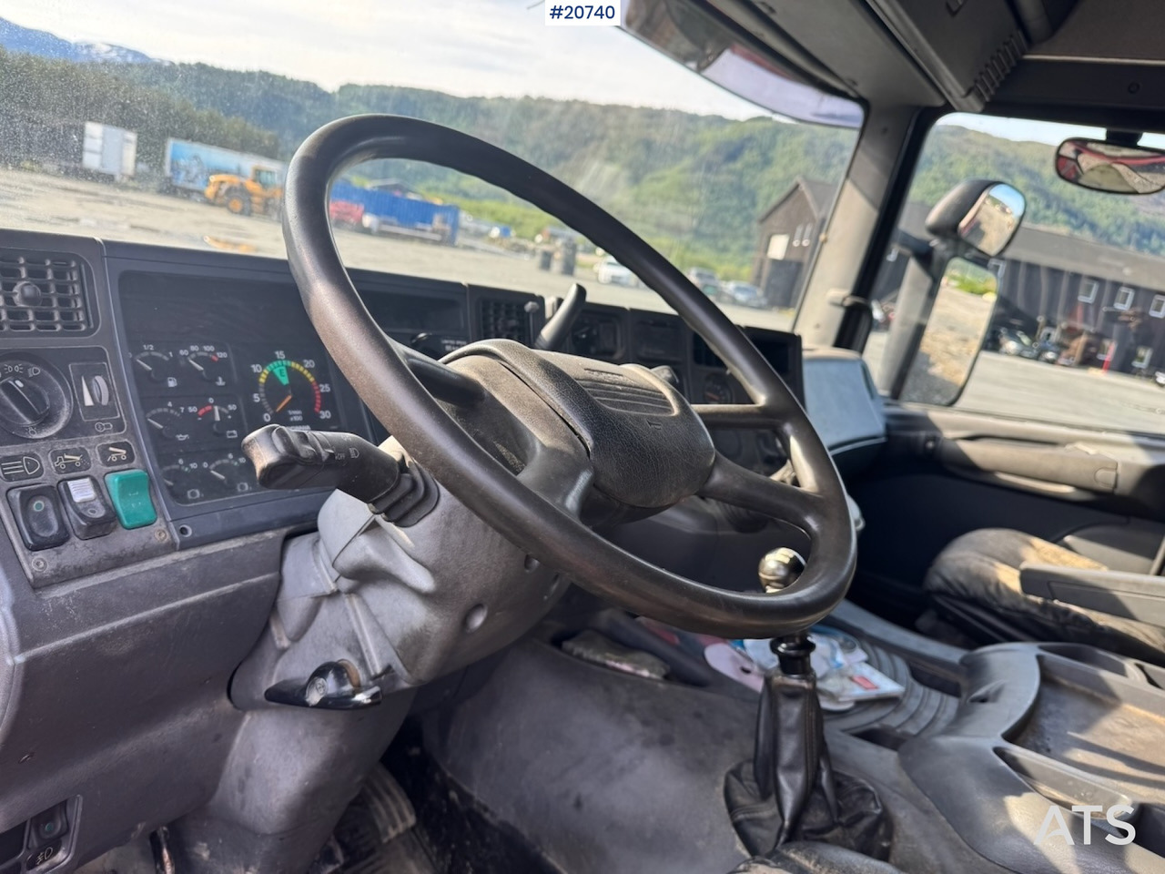 Hook lift truck Scania R124