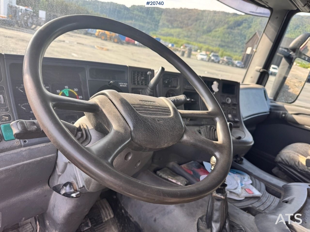 Hook lift truck Scania R124