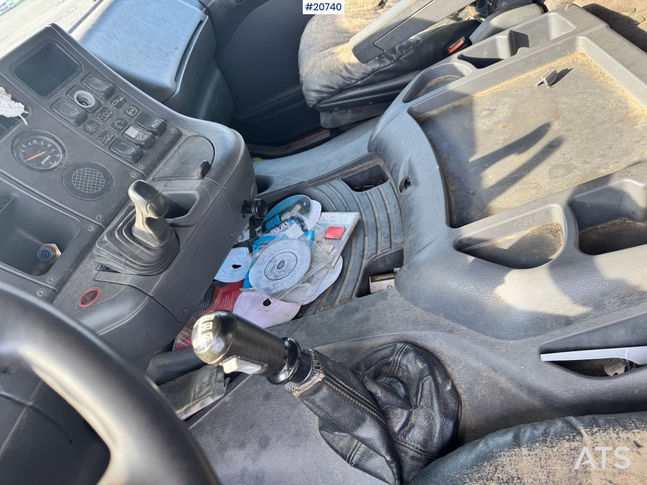 Hook lift truck Scania R124