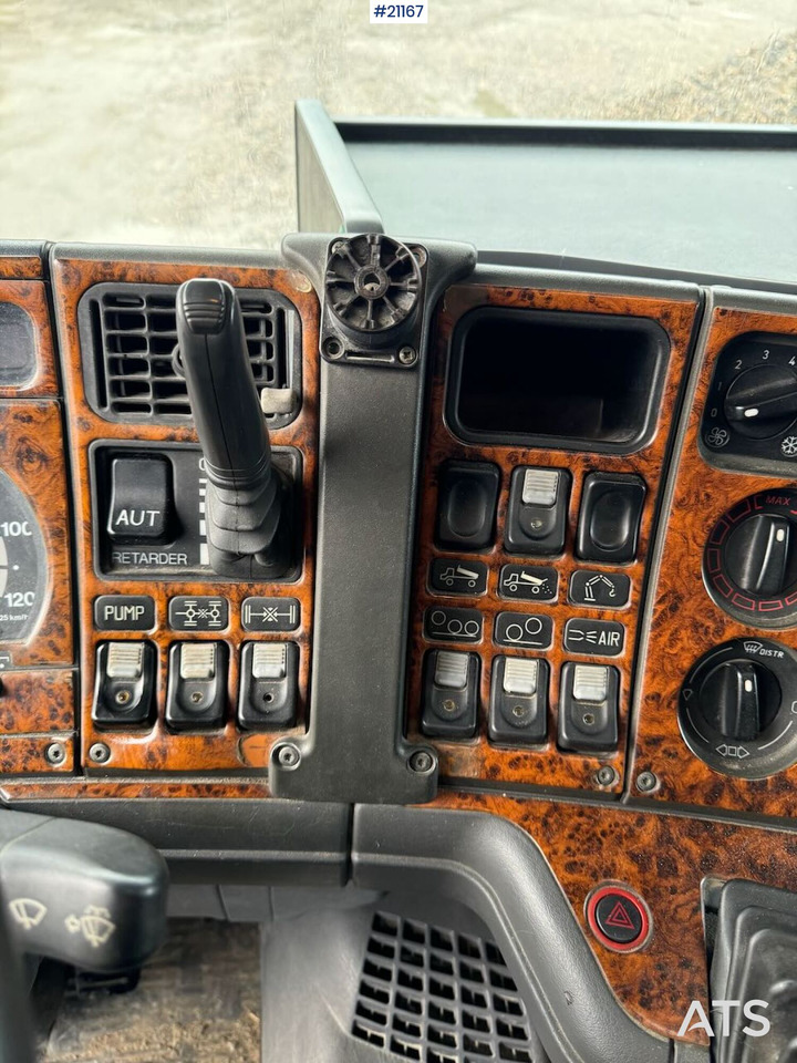 Hook lift truck Scania R164