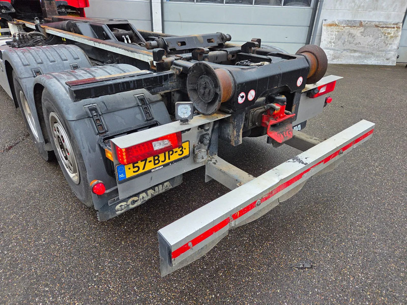 Hook lift truck Scania R450 6x2*4 VDL hooklift