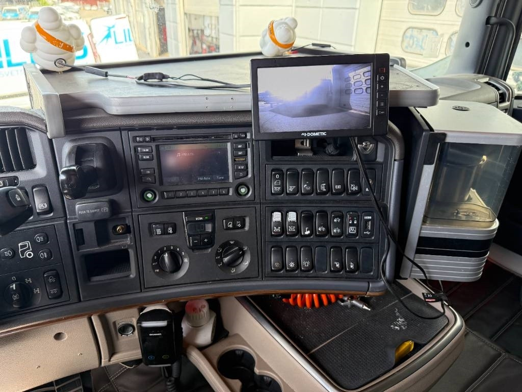 Hook lift truck Scania R520LB8X4*4HNB