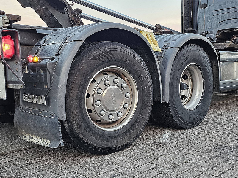 Hook lift truck Scania R520 6x2*4