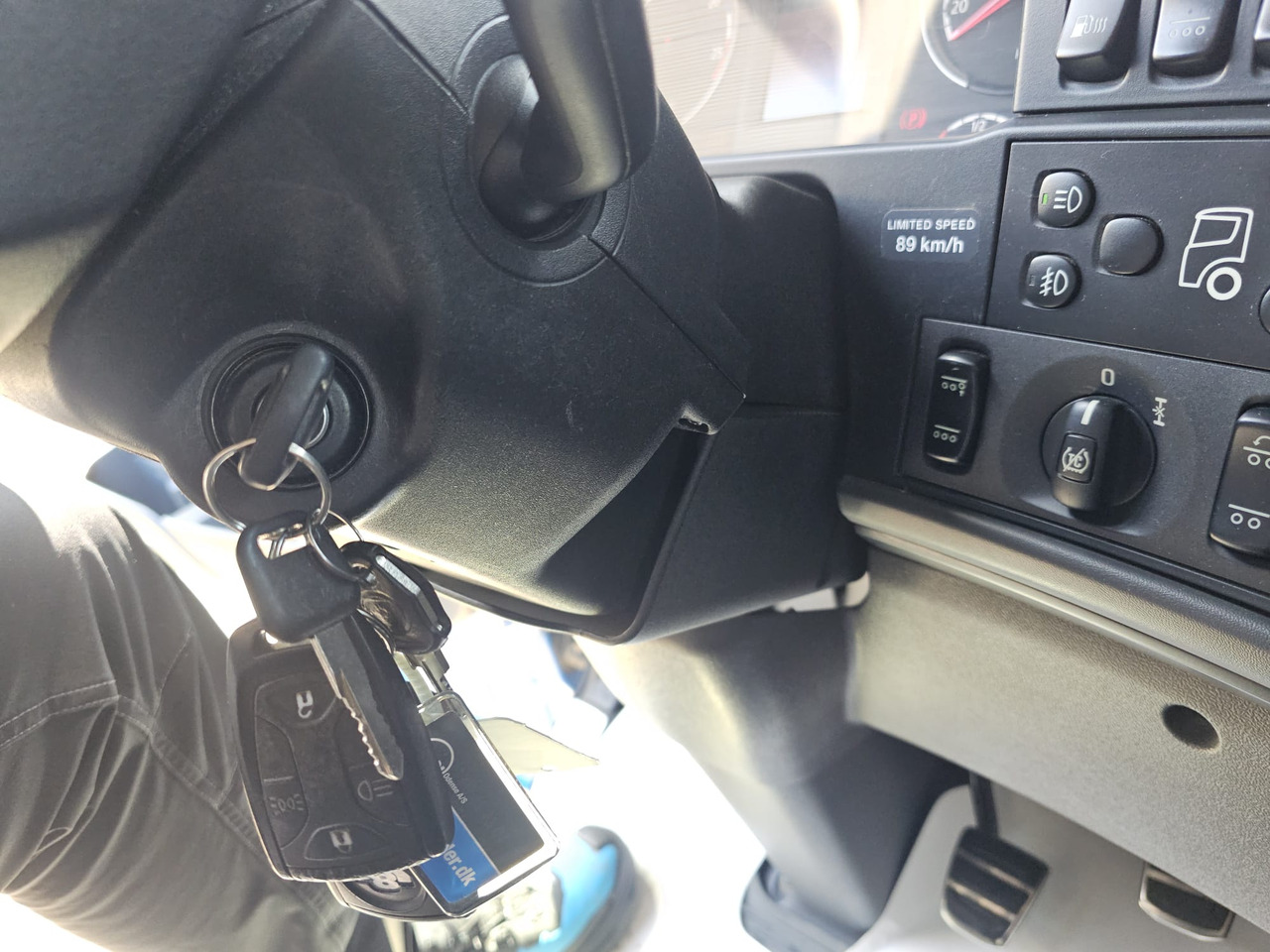 Hook lift truck Scania R560