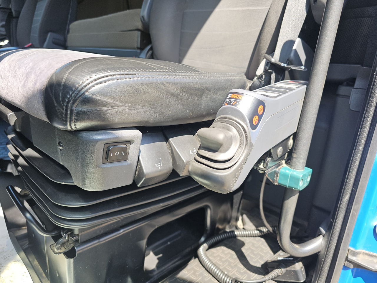 Hook lift truck Scania R560