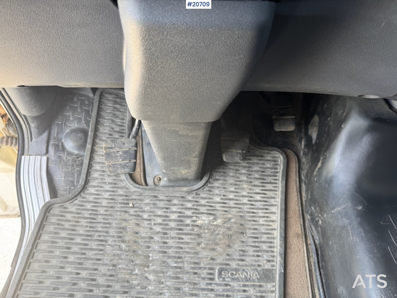 Hook lift truck Scania R560