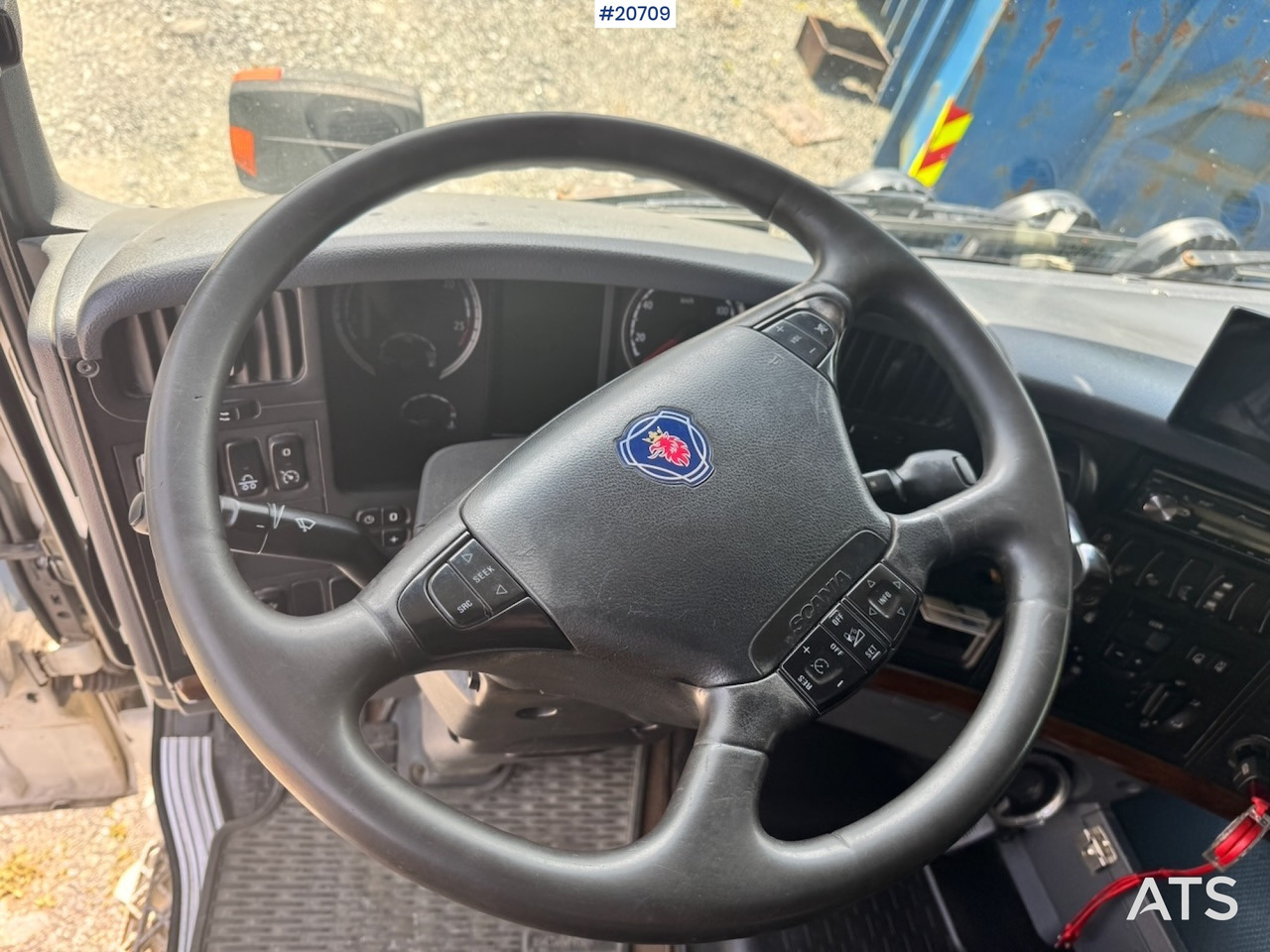 Hook lift truck Scania R560