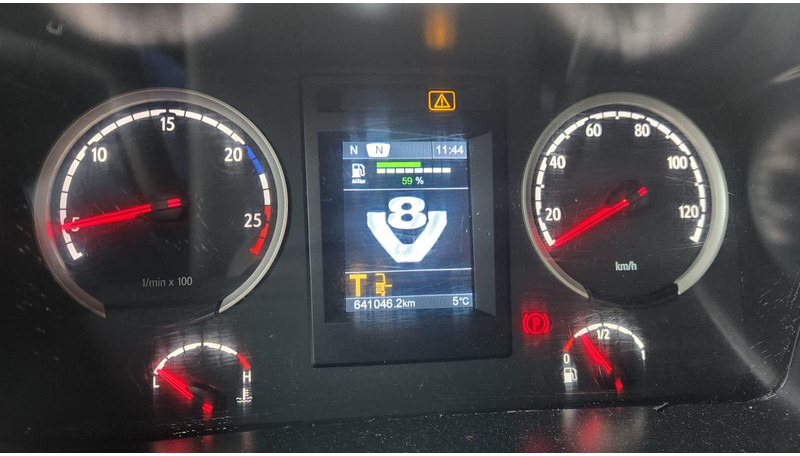 Hook lift truck Scania R560 LB6X2HSZ - FULL STEEL