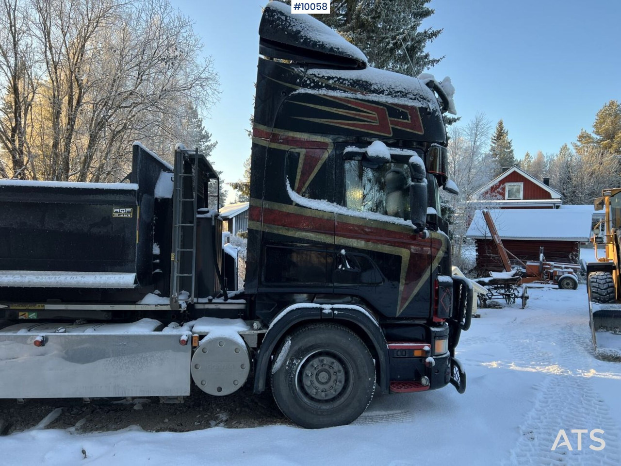 Hook lift truck Scania R730 Hooklift truck with double flatbed