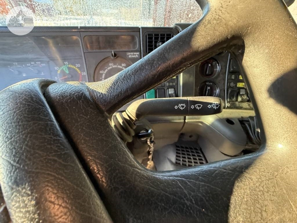 Hook lift truck Scania R 164 GB