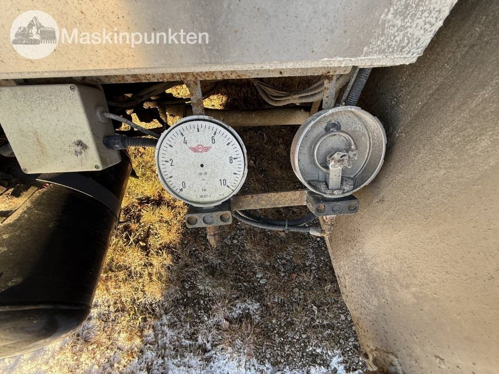 Hook lift truck Scania R 164 GB