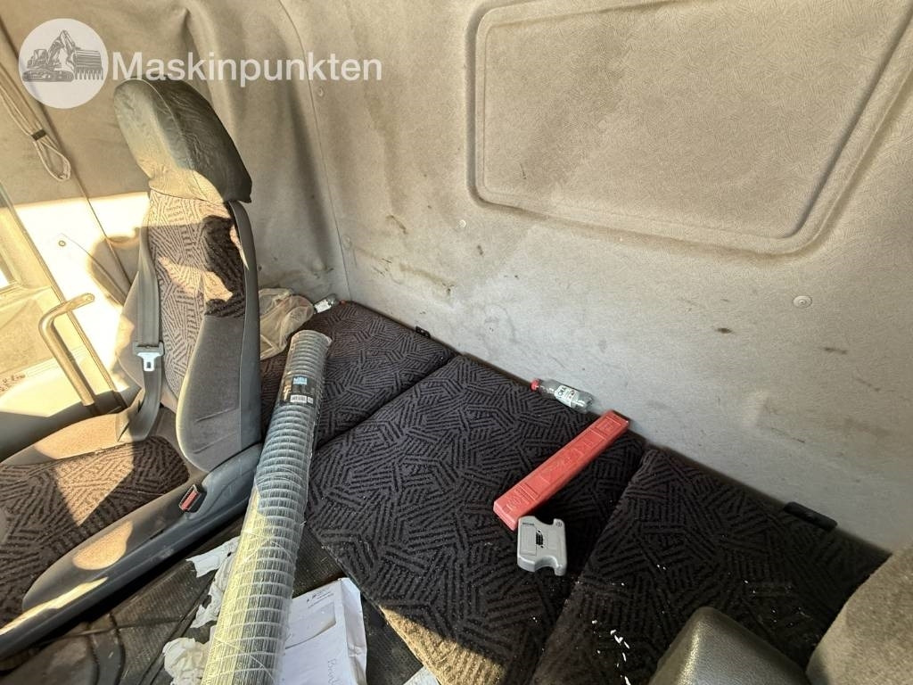 Hook lift truck Scania R 164 GB