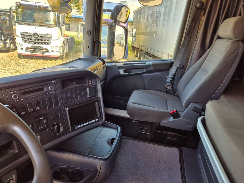 Hook lift truck Scania R 410 6x2/4 // Hook // Kroghejs