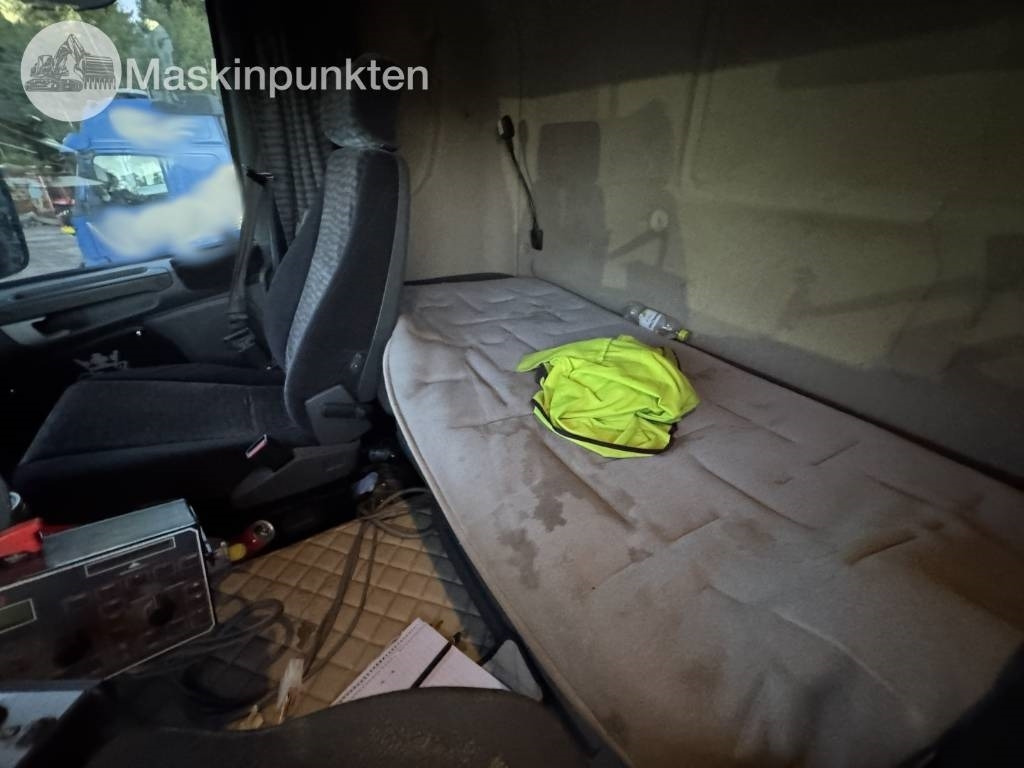 Hook lift truck Scania R 480 LB