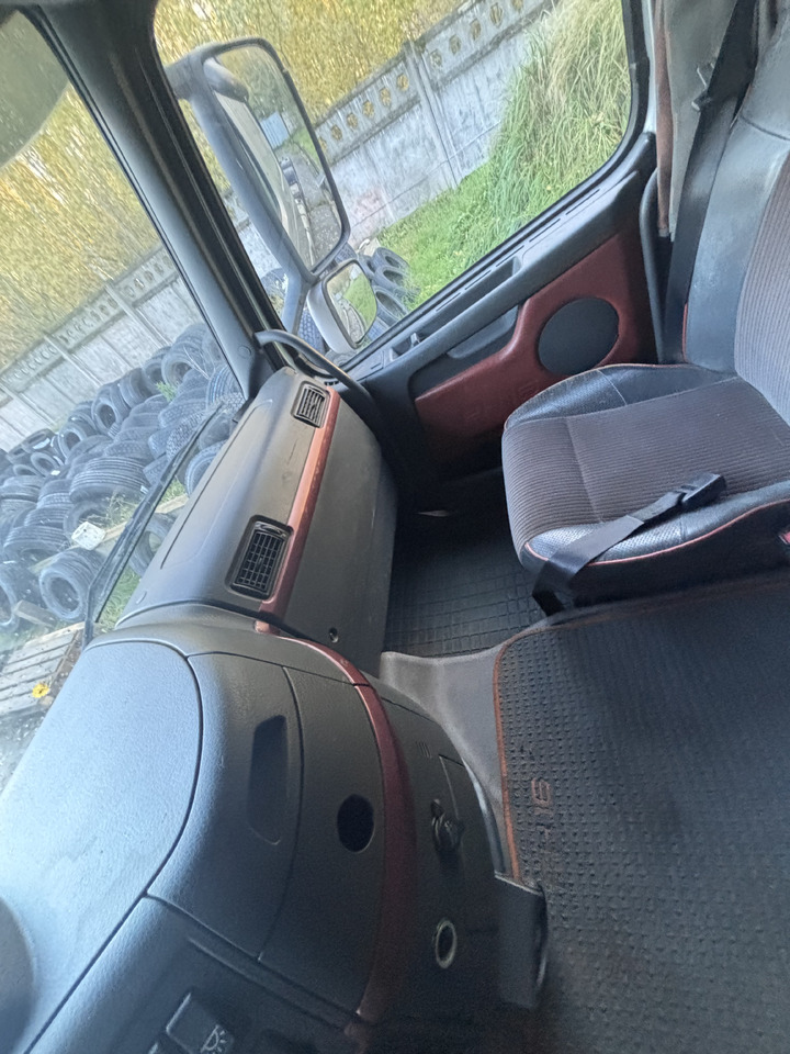 Hook lift truck VOLVO FH16 - 580