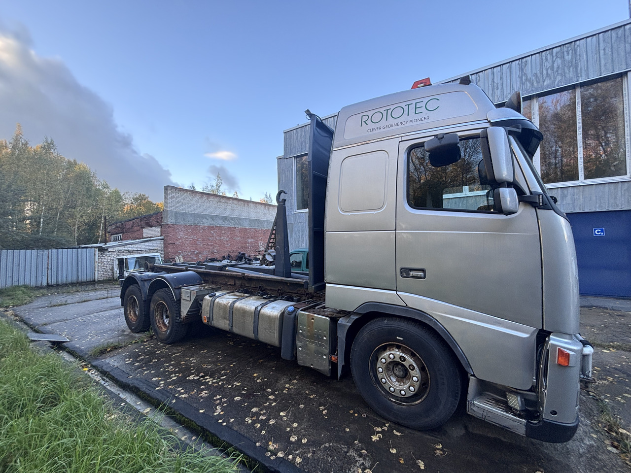 Hook lift truck VOLVO FH16 - 580