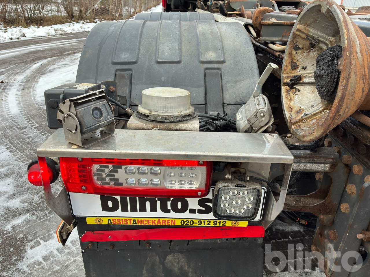 Hook lift truck VOLVO FH16 750