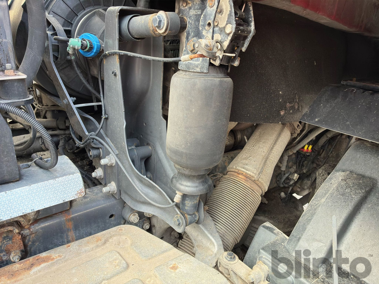 Hook lift truck VOLVO FH16 750