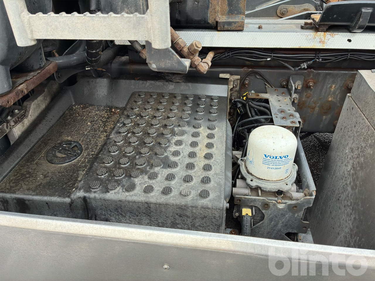 Hook lift truck VOLVO FH16 750