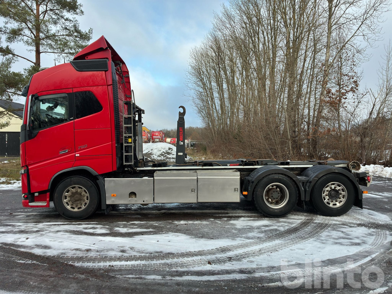 Hook lift truck VOLVO FH16 750