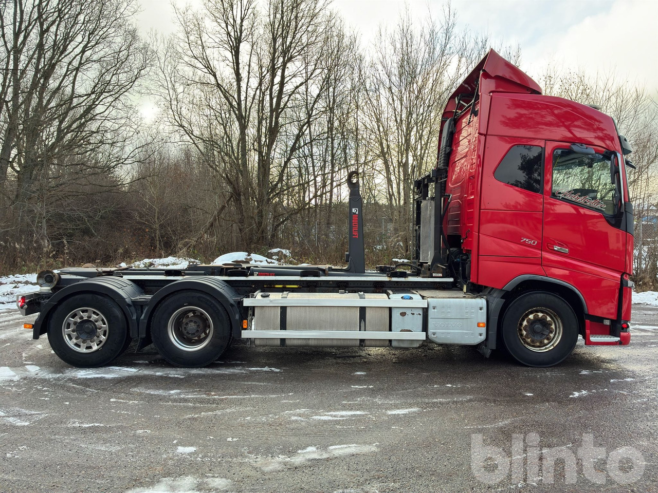 Hook lift truck VOLVO FH16 750