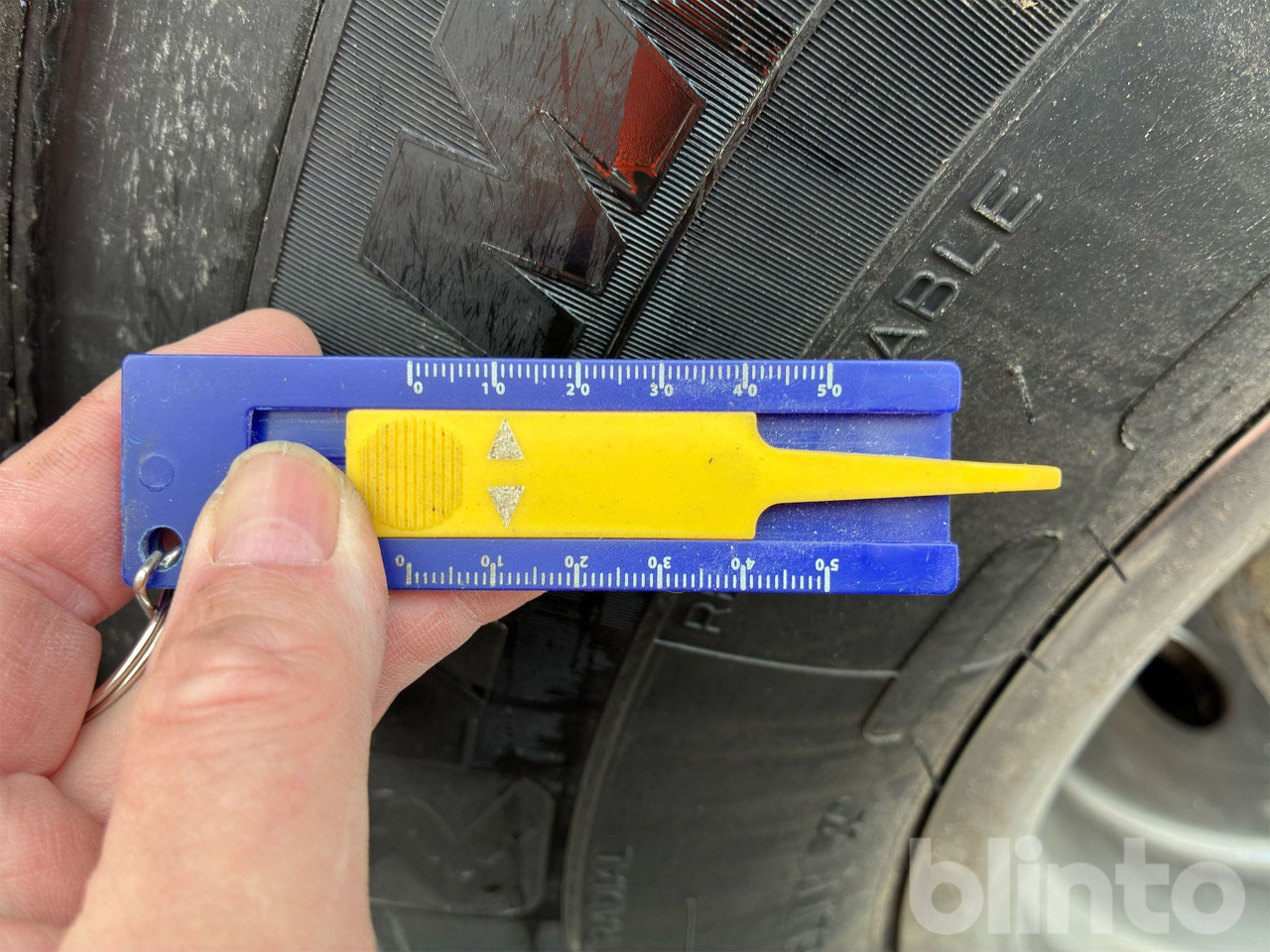 Hook lift truck VOLVO FH16 750