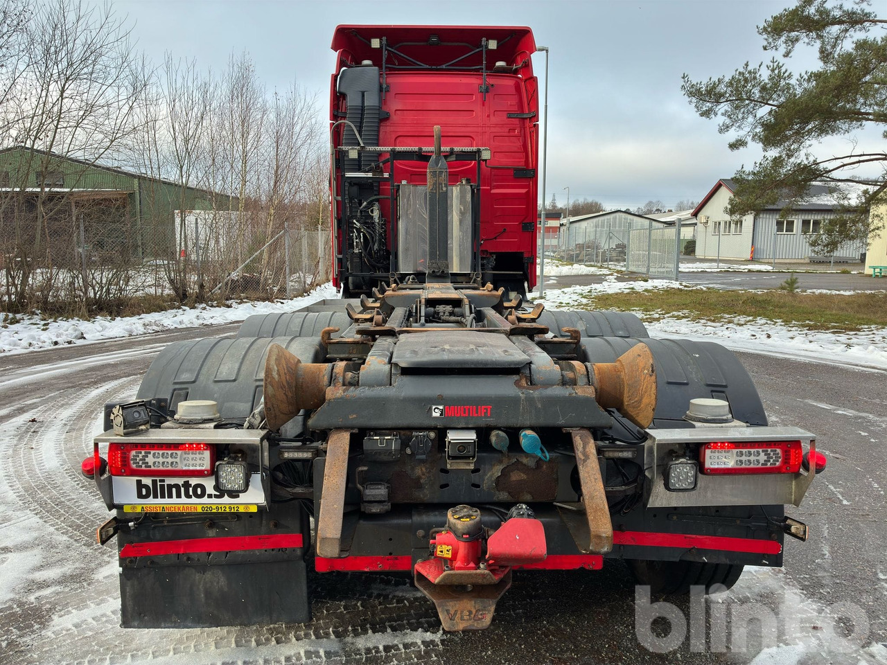 Hook lift truck VOLVO FH16 750