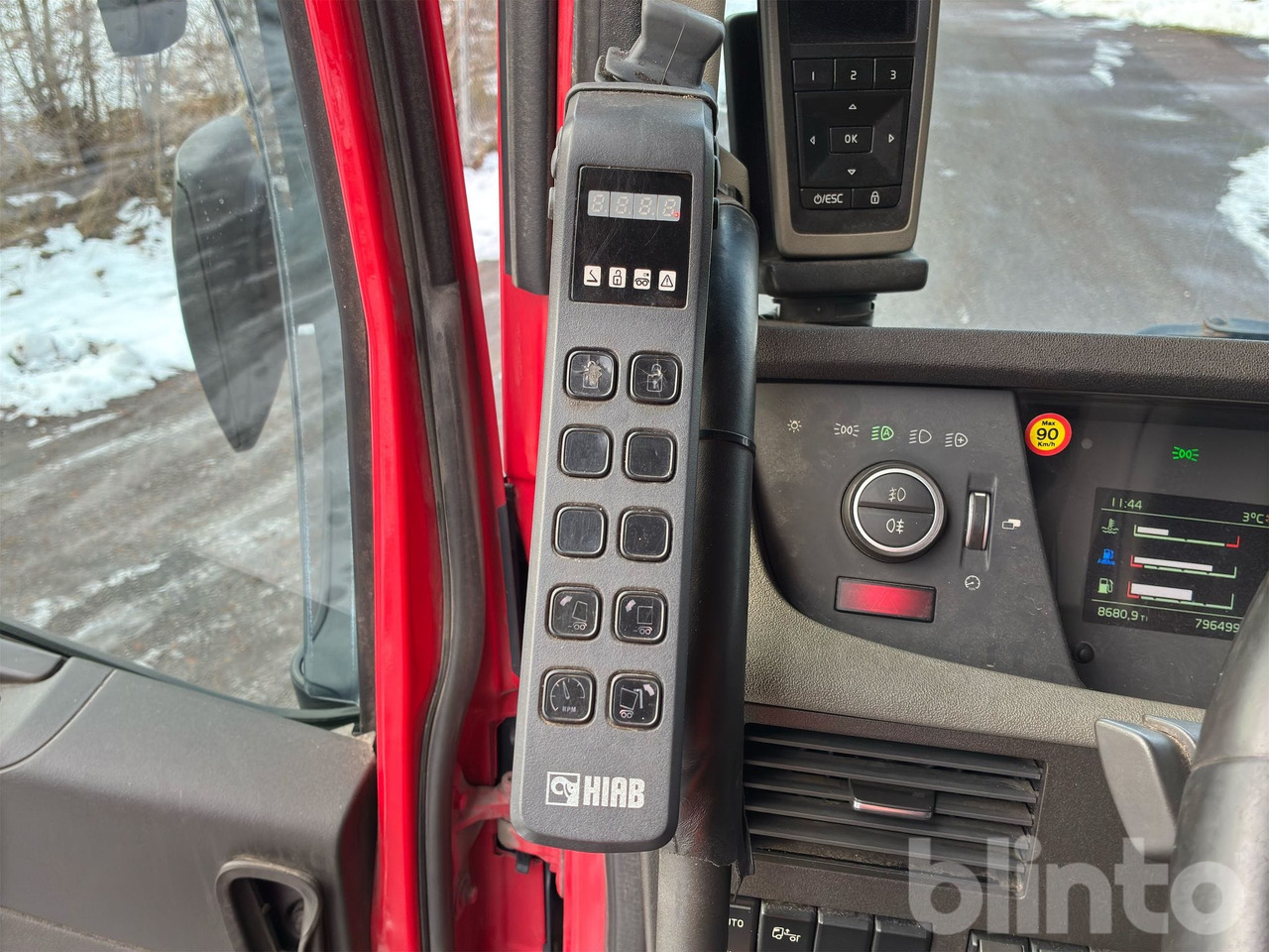 Hook lift truck VOLVO FH16 750