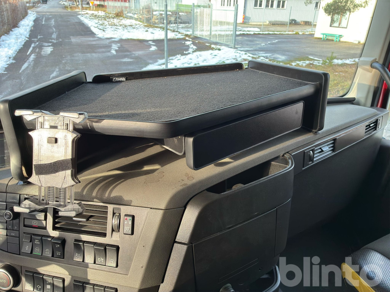 Hook lift truck VOLVO FH16 750