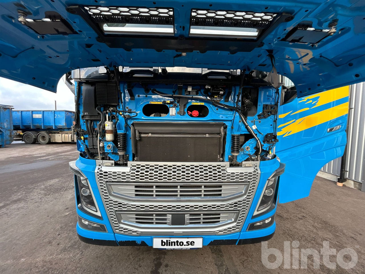 Hook lift truck VOLVO FH16 750 Performance edition