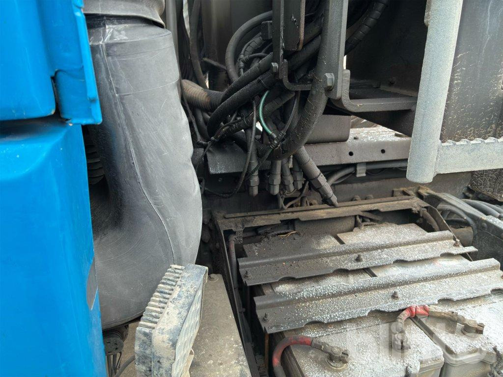 Hook lift truck VOLVO FH 420 6*2