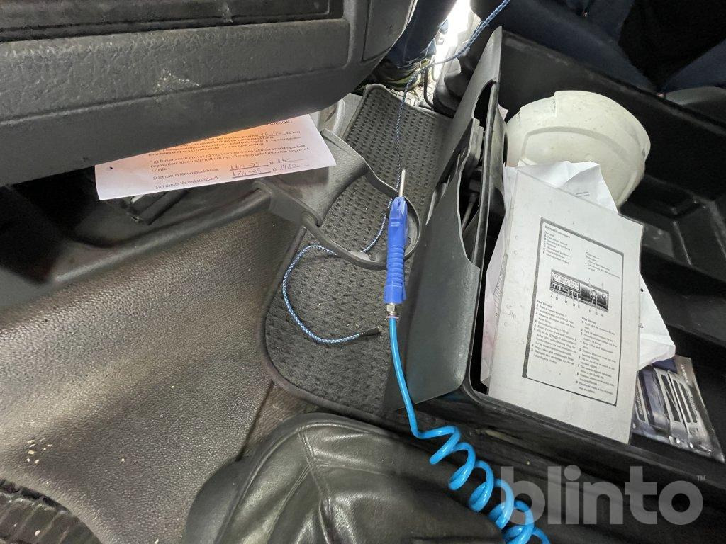 Hook lift truck VOLVO FH 480 8*2