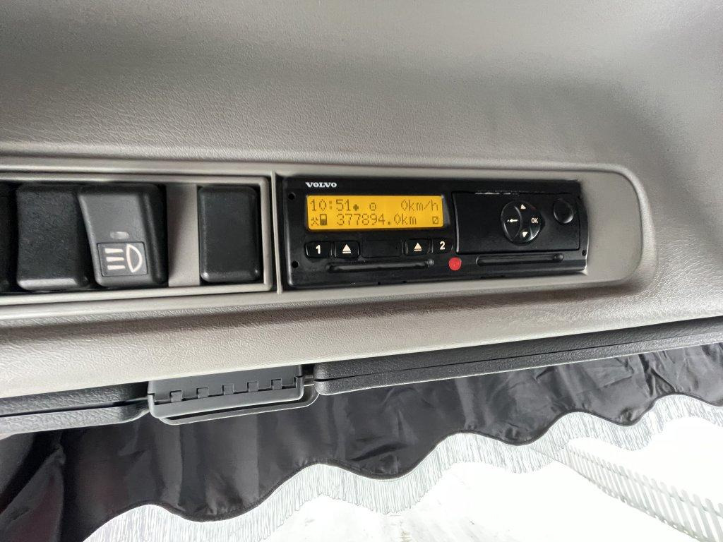 Hook lift truck VOLVO FH 480 8*2