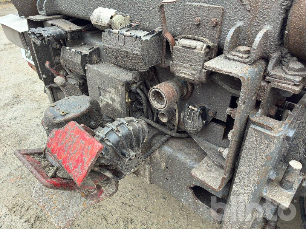 Hook lift truck VOLVO FH 8*4