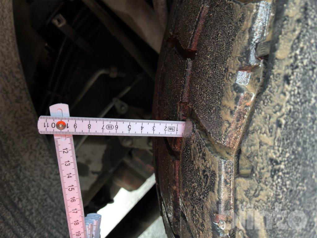 Hook lift truck VOLVO FH 8*4