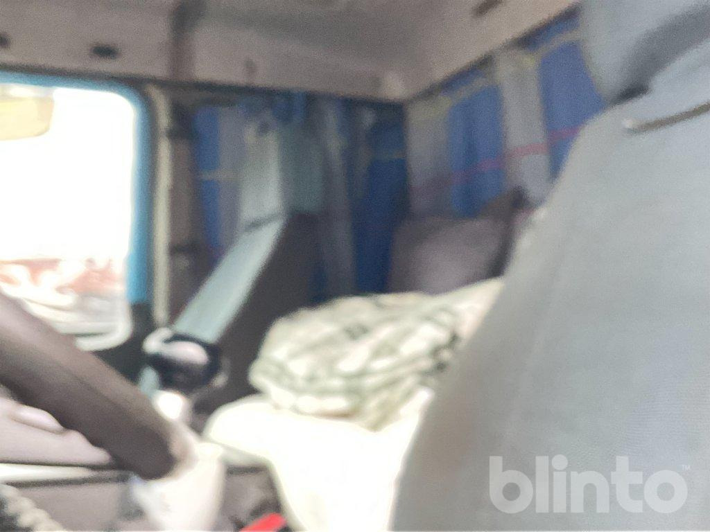 Hook lift truck VOLVO FL6 E